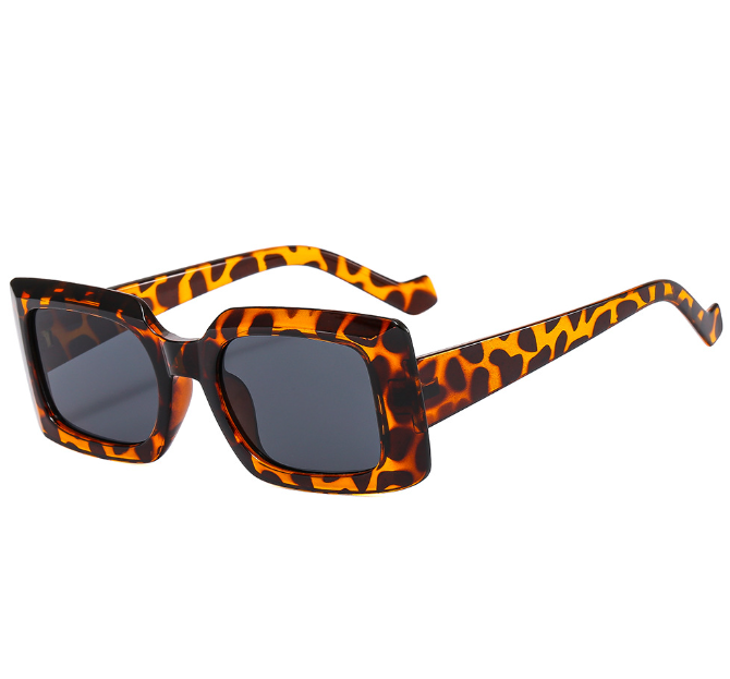 Small box UV resistant sunglasses for men and women